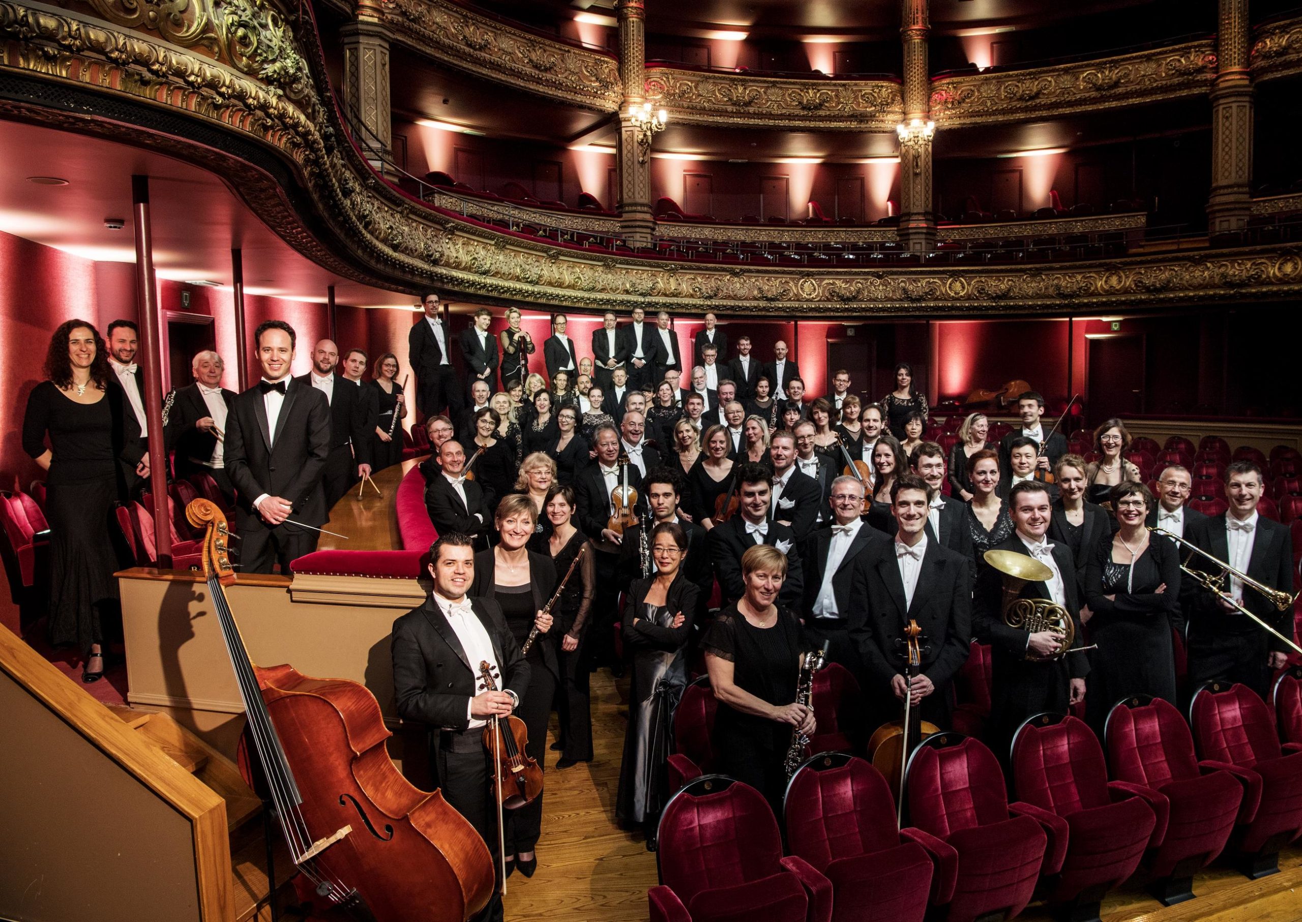 Pianistas de 11 e 15 anos tocam no projeto Quartas Clássicas, no Theatro  Municipal de Niterói